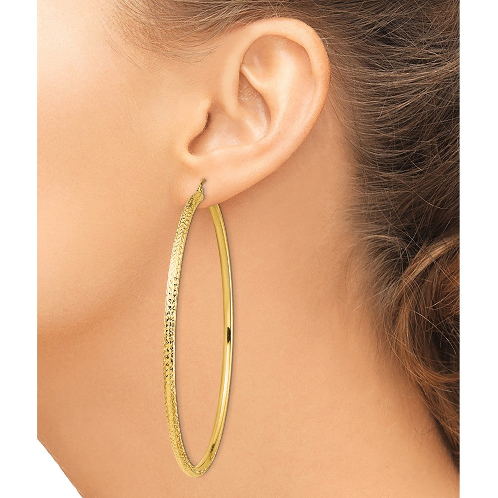 14k Lightweight 3mm Diamond-cut Hoop Earrings