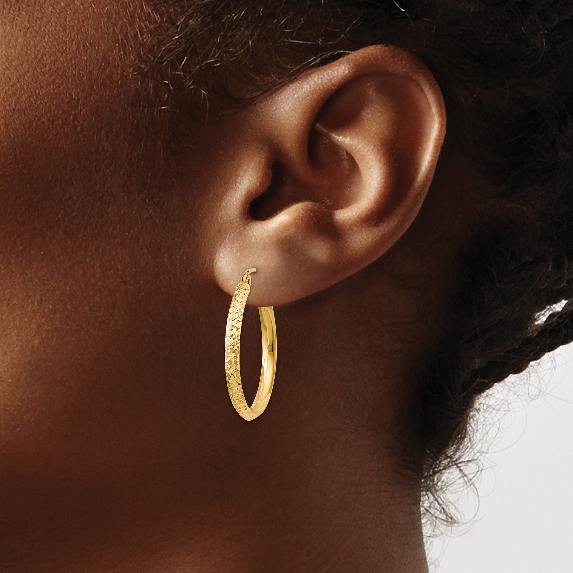 14K 2.5x25mm Knife-Edge Diamond-cut Tube Hoop Earrings