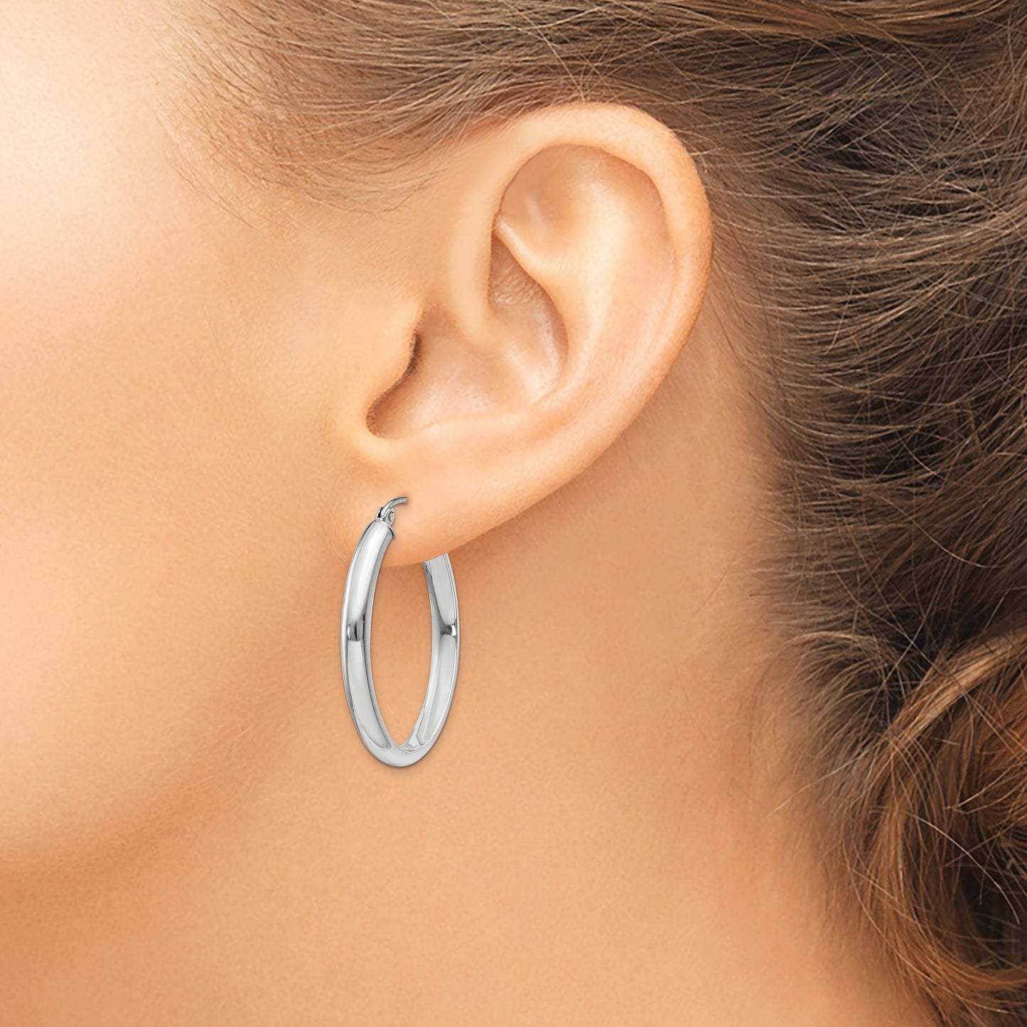 14k White Gold 3.75x31mm Polished Oval Tube Hoop Earrings