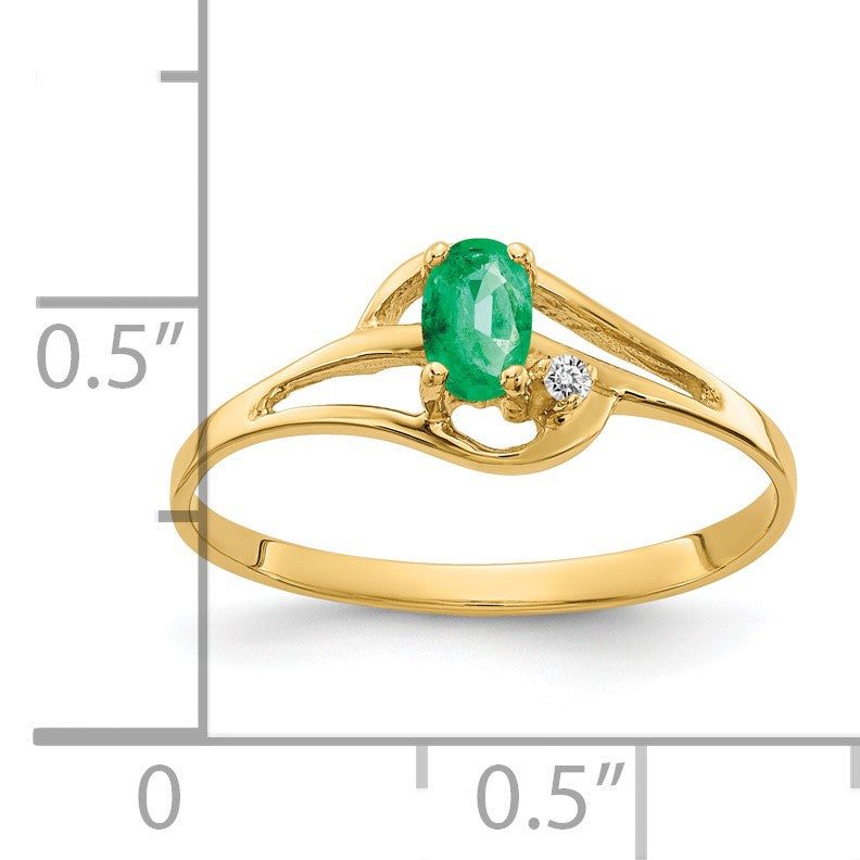 14k 5x3mm Oval Emerald and AA Diamond Ring