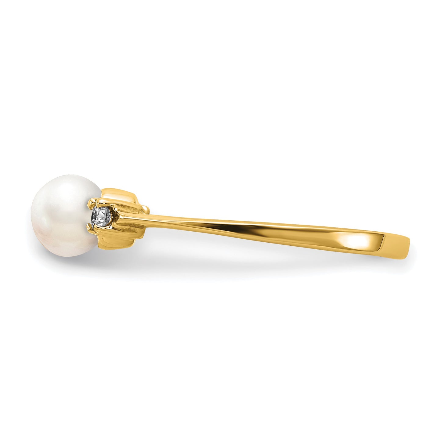 14k 5mm White Freshwater Cultured Pearl and 1/15 carat AA Diamond Ring