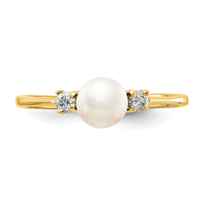 14k 5mm White Freshwater Cultured Pearl and 1/15 carat AA Diamond Ring