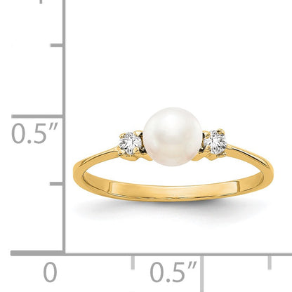 14k 5mm White Freshwater Cultured Pearl and 1/15 carat AA Diamond Ring
