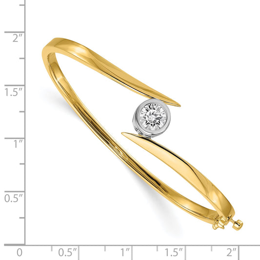 14k Two-tone Holds 1 carat 6.5mm Round Stone Hinged Oval Bangle Bracelet Mounting