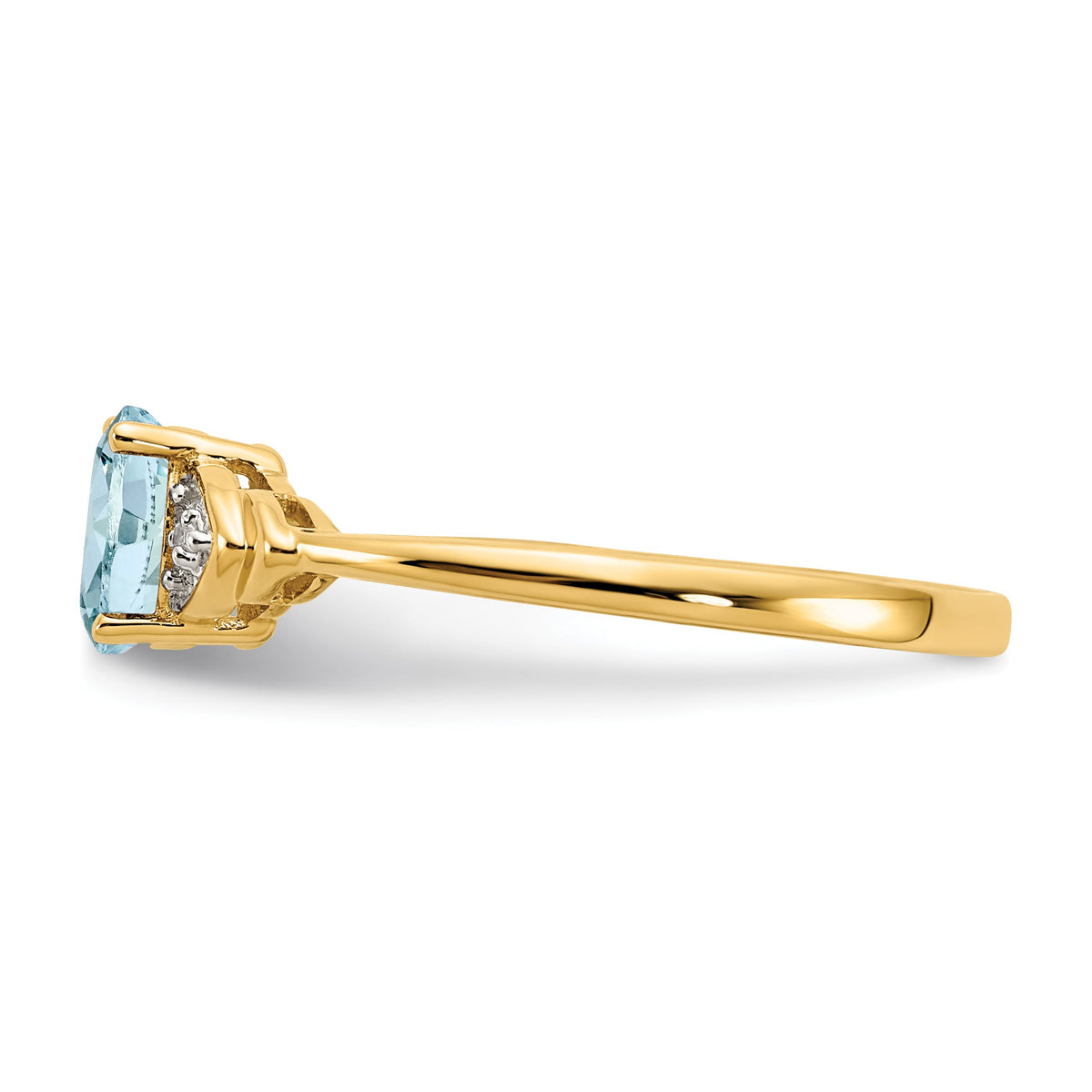 14k 6x4 Oval March/Aquamarine and Diamond Ring
