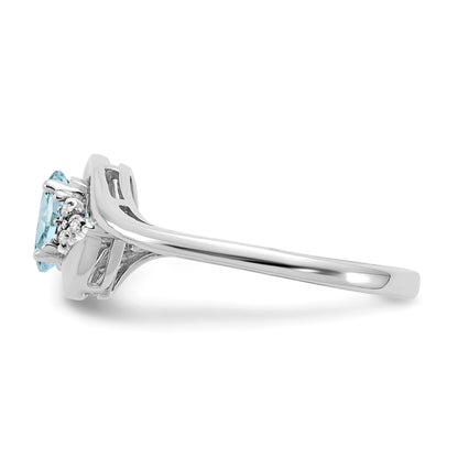 14k White Gold 6x4 Oval March/Aquamarine and Diamond Ring