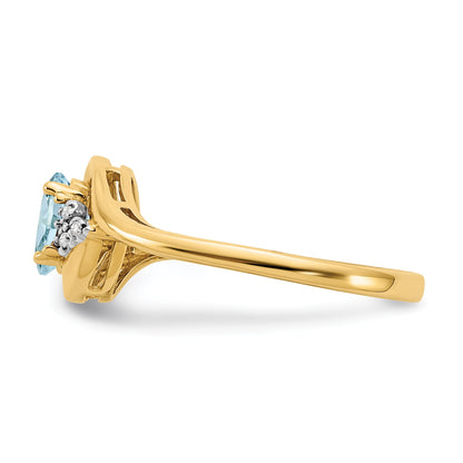 14k 6x4 Oval March/Aquamarine and Diamond Ring