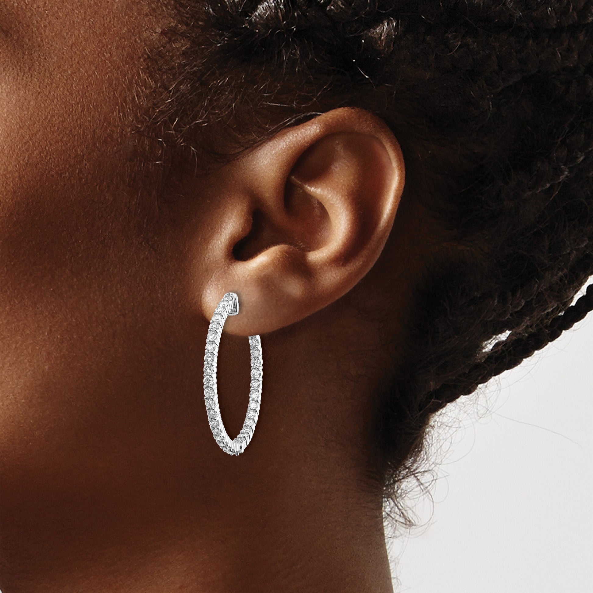 14k White Gold (Holds 66-1.9mm Round) In/Out Hoop w/Safety Clasp Earring Mountings