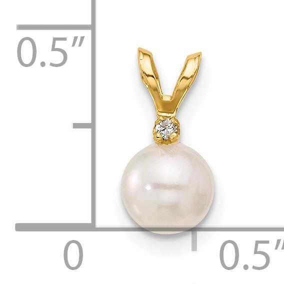 14k 5-6mm White Round Akoya Saltwater Cultured Pearl and .01 Carat Diamond Pendant