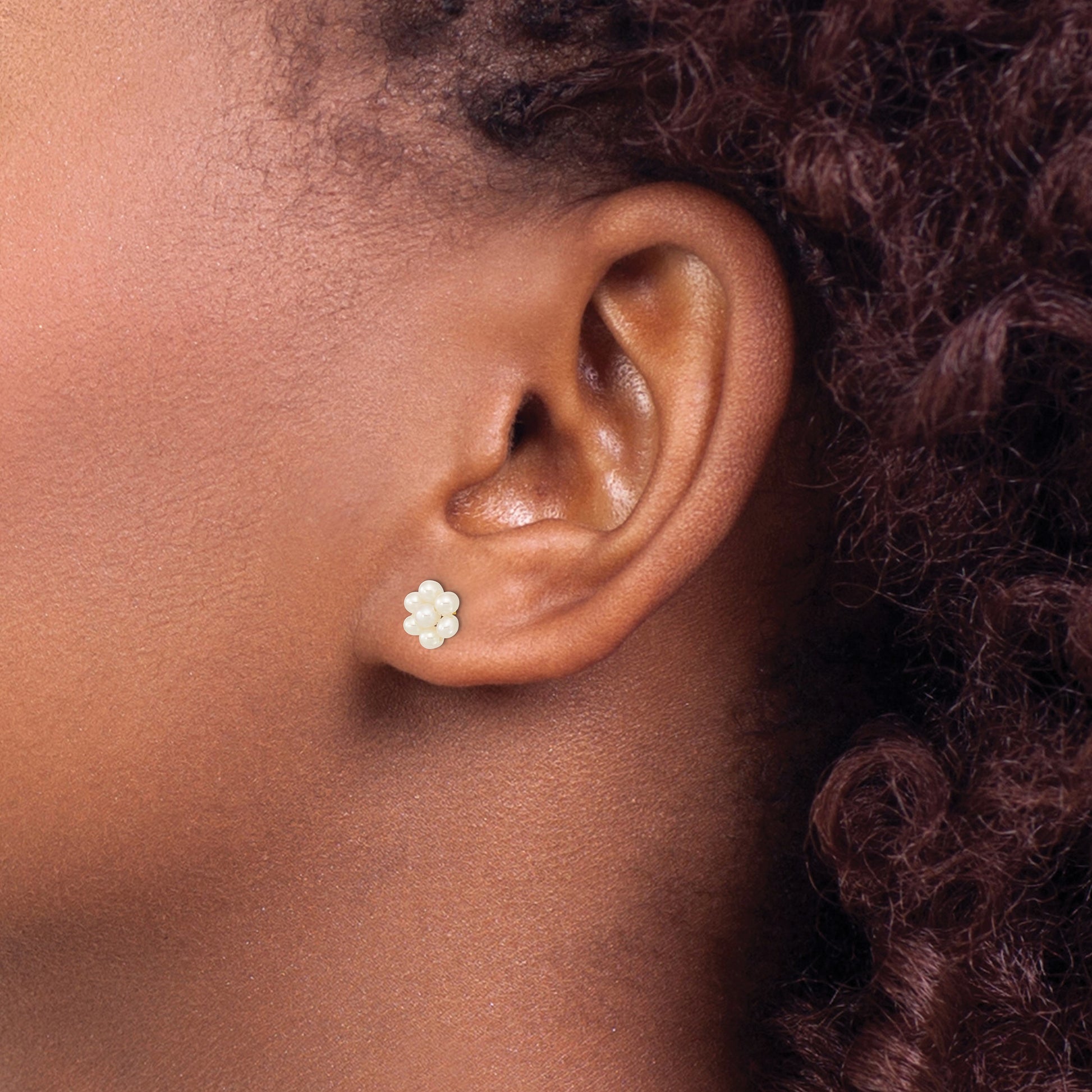 14k 2-3mm White Button Freshwater Cultured Pearl Flower Post Earrings