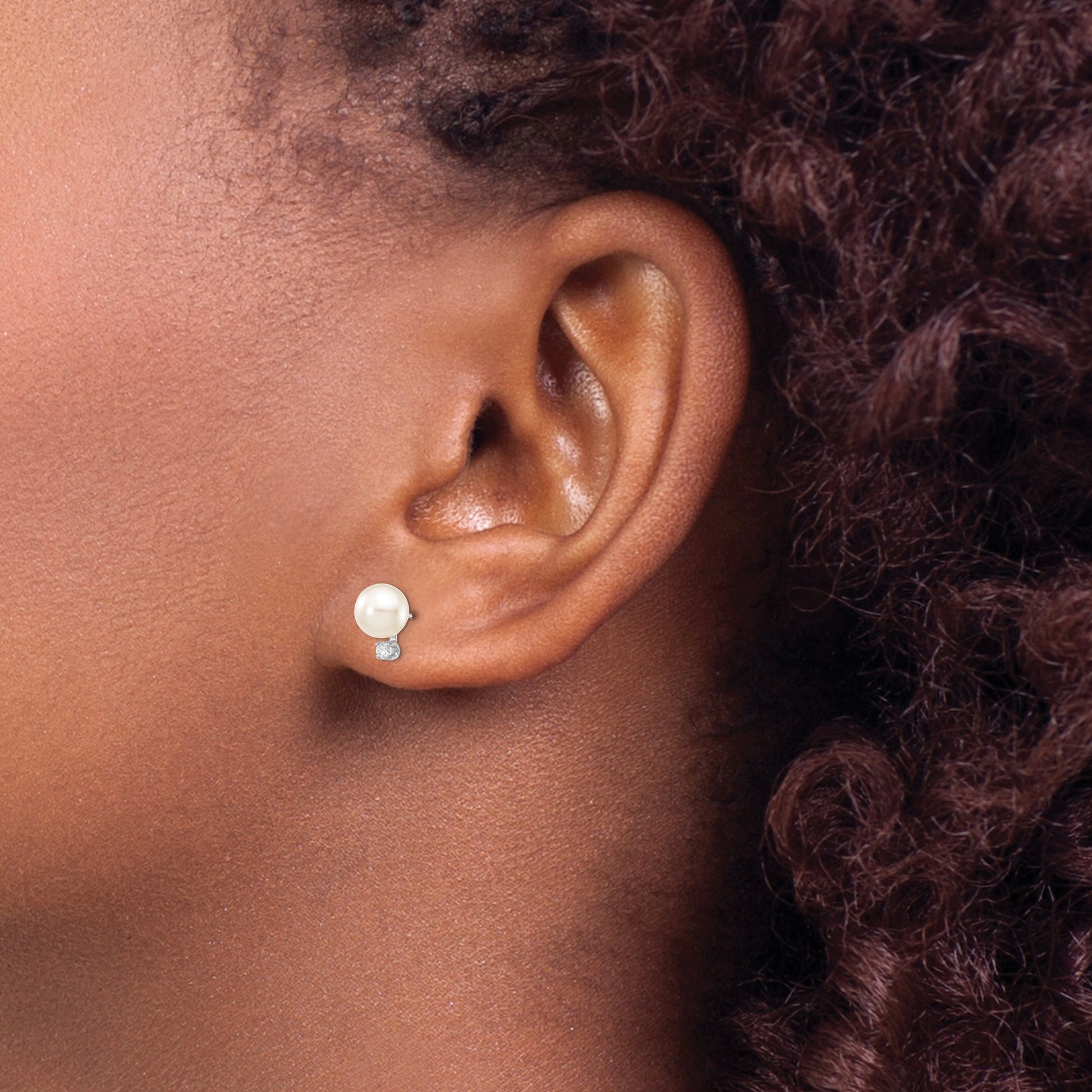 14k White Gold 7-8mm White Round Akoya Saltwater Cultured Pearl and .10 Carat Diamond Post Earrings