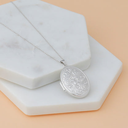 14k White Gold Reversible Floral Swirl Design 32mm Oval Locket