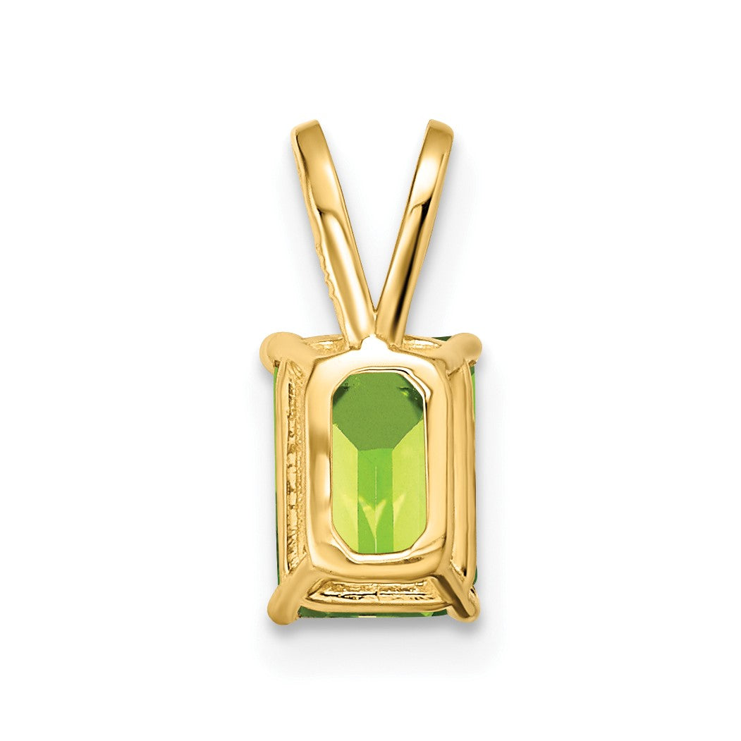 14k 7x5mm Emerald-cut Peridot Pendant