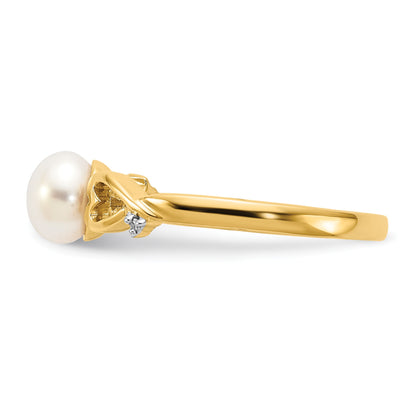 14k White Freshwater Cultured Pearl and Diamond Heart Ring