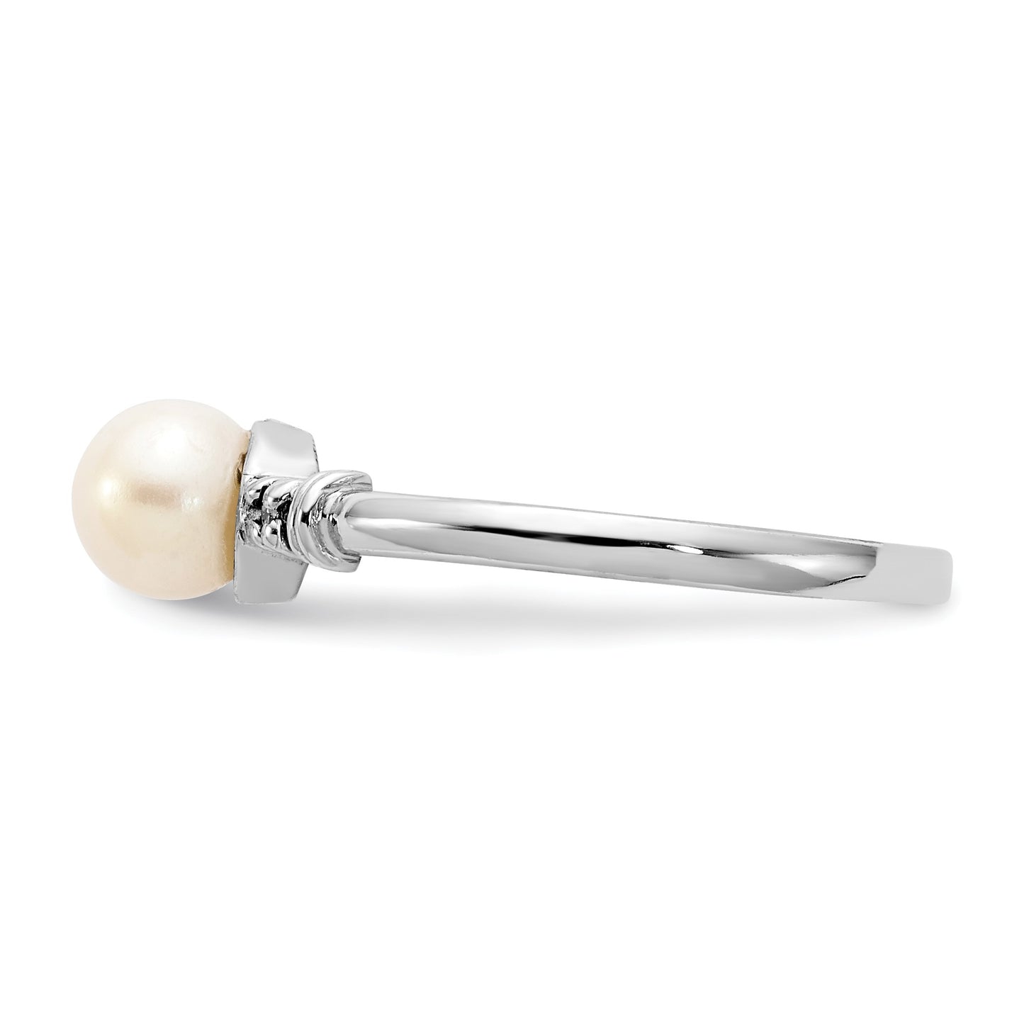 14k White Gold 5mm White Freshwater Cultured Pearl and AA Diamond Ring
