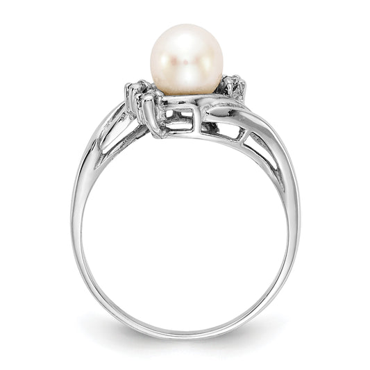 14k White Gold 6mm White Freshwater Cultured Pearl and 1/20 carat AA Diamond Ring