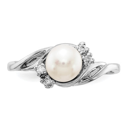 14k White Gold 6mm White Freshwater Cultured Pearl and 1/20 carat AA Diamond Ring