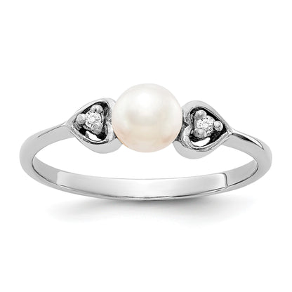 14k White Gold 4.5mm White Freshwater Cultured Pearl and AA Diamond Ring