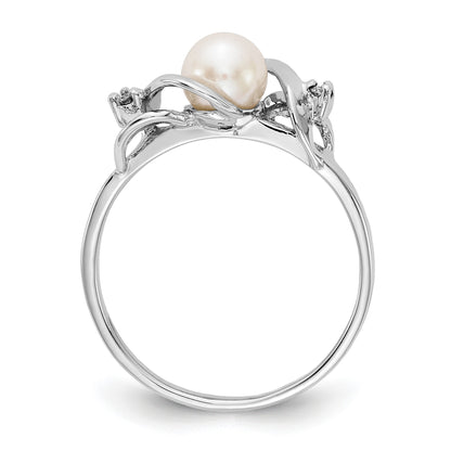 14k White Gold 5.5mm White Freshwater Cultured Pearl and AA Diamond Ring
