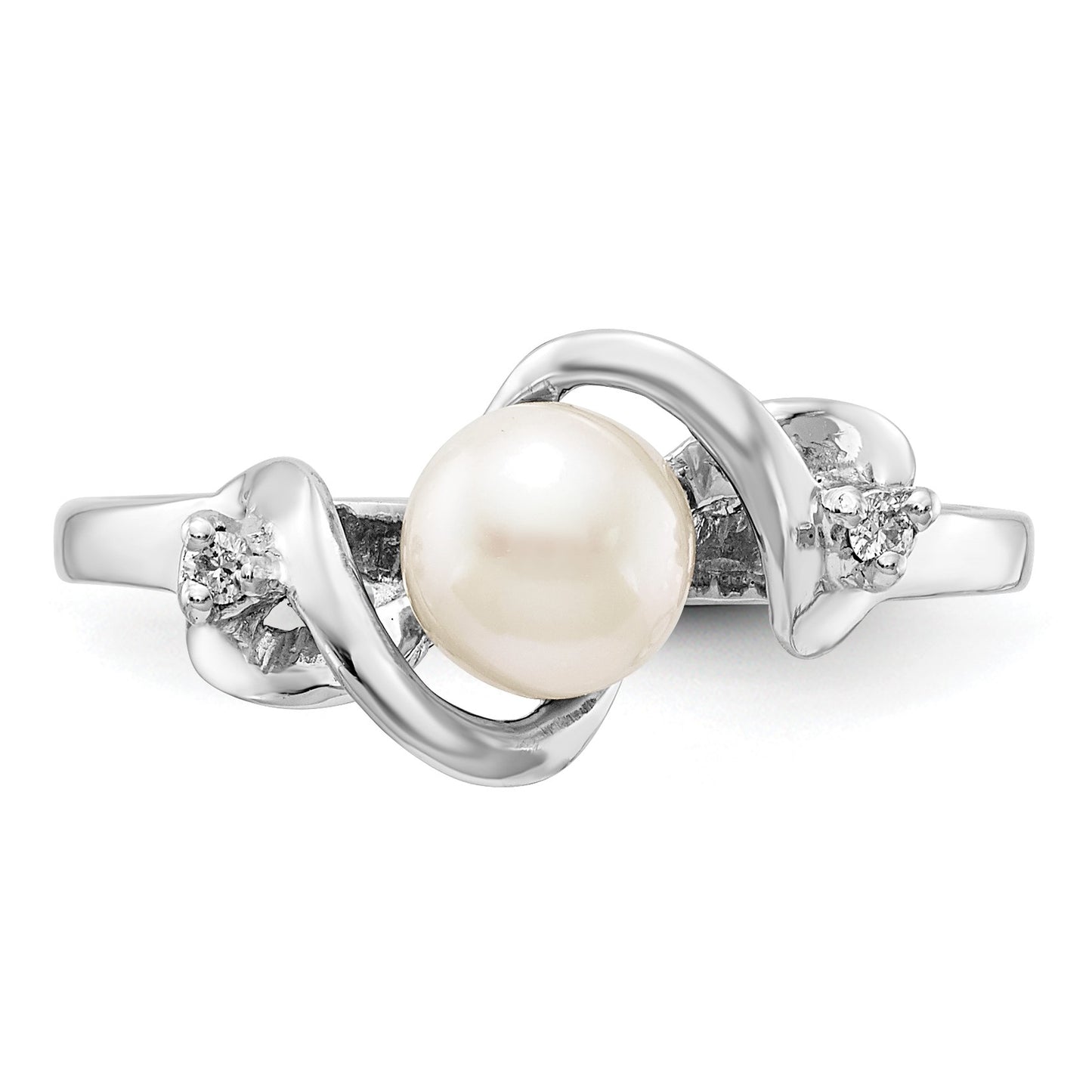 14k White Gold 5.5mm White Freshwater Cultured Pearl and AA Diamond Ring