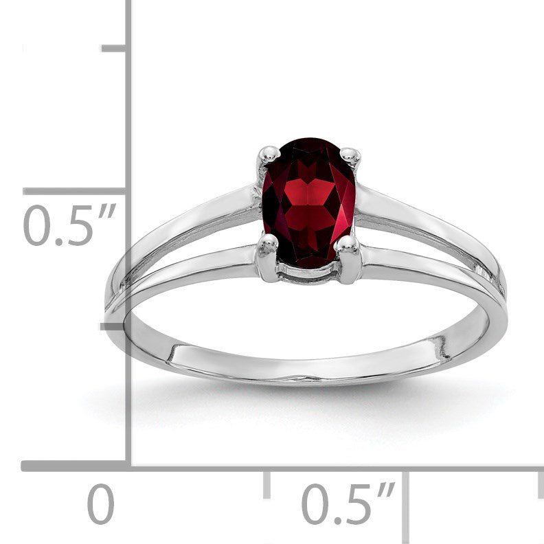 14k White Gold 6x4mm Oval Garnet Ring