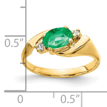 14k 7x5mm Oval Emerald and 1/20 carat AA Diamond Ring