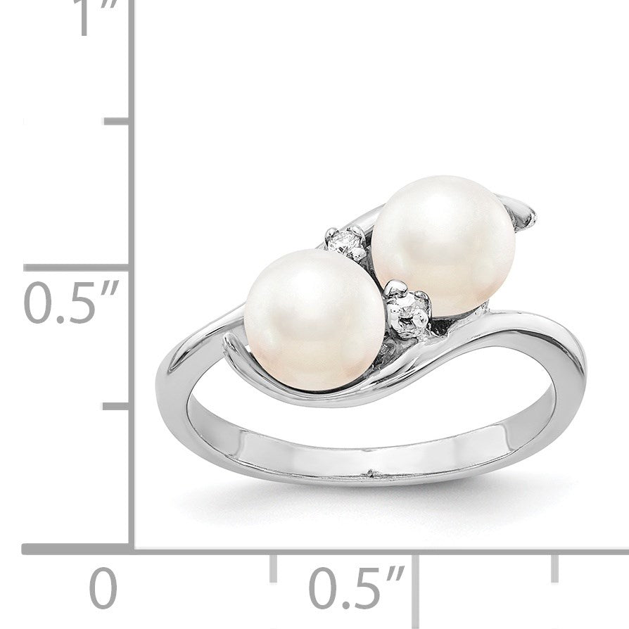 14k White Gold 6mm Black Freshwater Cultured Two-Pearl and VS Diamond Ring