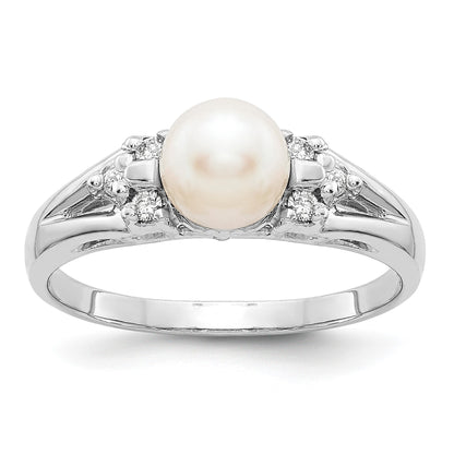14k White Gold 6mm White Freshwater Cultured Pearl and 1/10 carat AA Diamond Ring