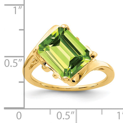 14k 10x8mm Emerald-cut Peridot Ring