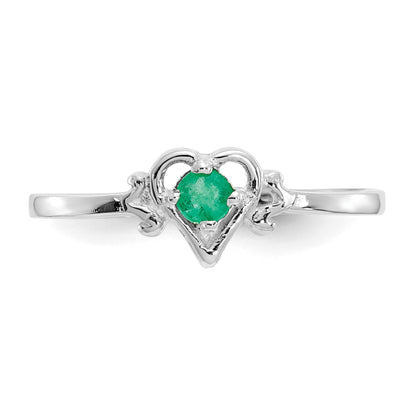 14K White Gold 3mm Round Emerald Birthstone Heart Ring