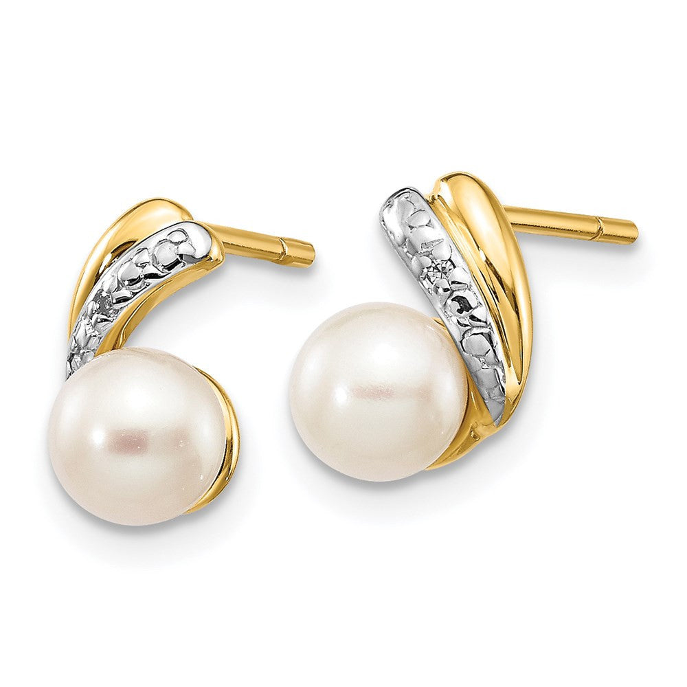 14k Yellow Gold 5-6mm White Round FWC Pearl .01ct Diamond Stud Earrings