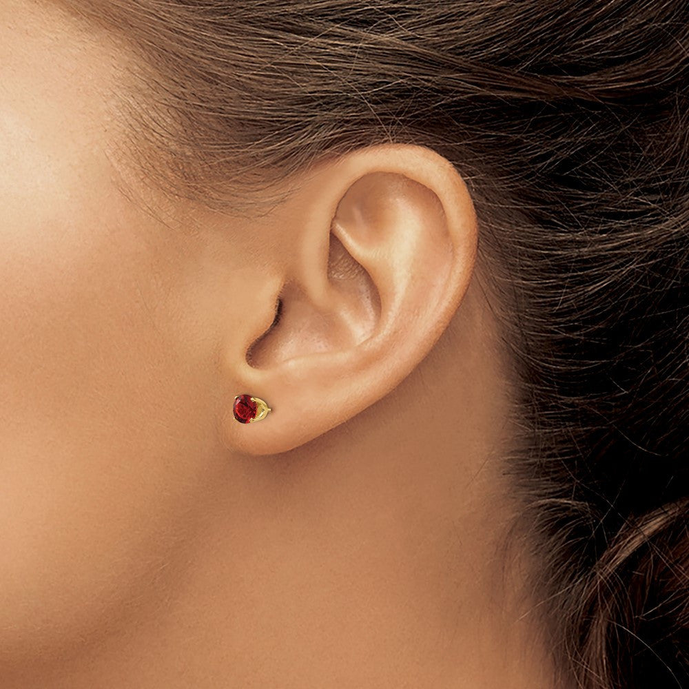 14k Yellow Gold 5mm Garnet Stud Earrings - January