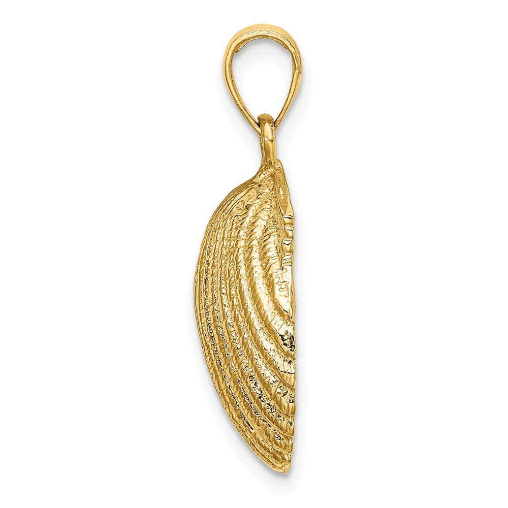 14k Yellow Gold Scallop Shell Charm Pendant