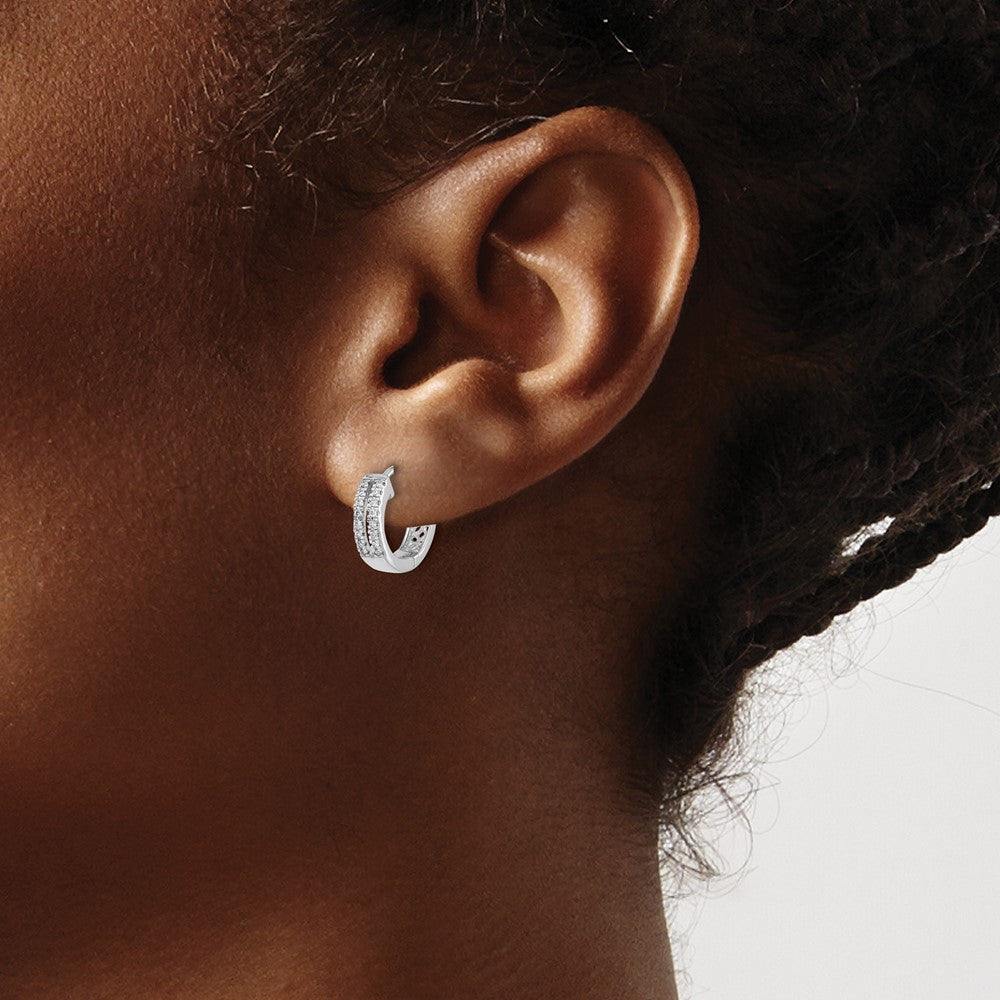 14k White Gold Diamond Hinged Round Hoop Earrings