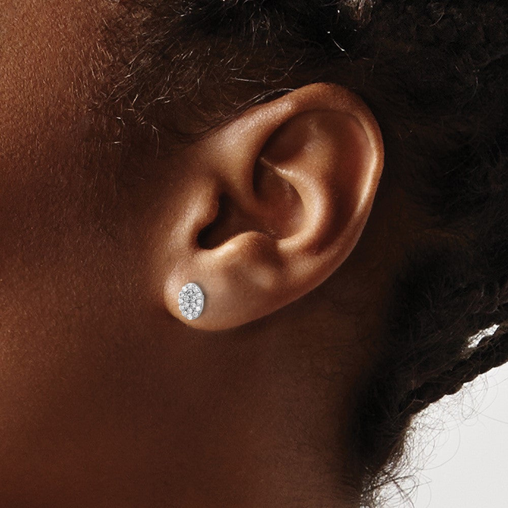 14k White Gold Diamond Cluster Oval Stud Earrings